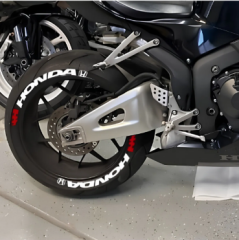 Honda  Lastik Yazısı 31mm Büyük Boy Araç Lastik Stikeri Tüm Lastik Yanaklarına Uyumlu 8adet