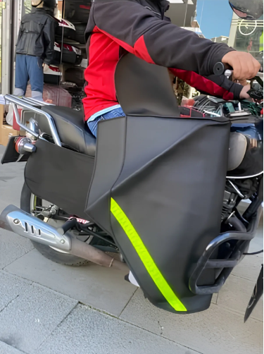 Motosiklet diz örtüsü